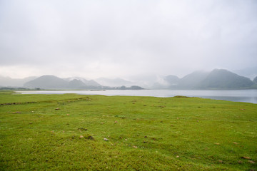 乒乓球球在对面可以触桌几次