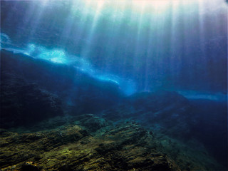 乒乓球球在对面可以触桌几次