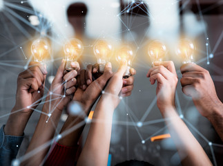 乒乓球球在对面可以触桌几次