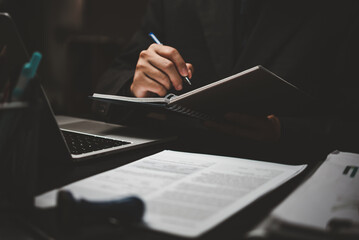 乒乓球球在对面可以触桌几次