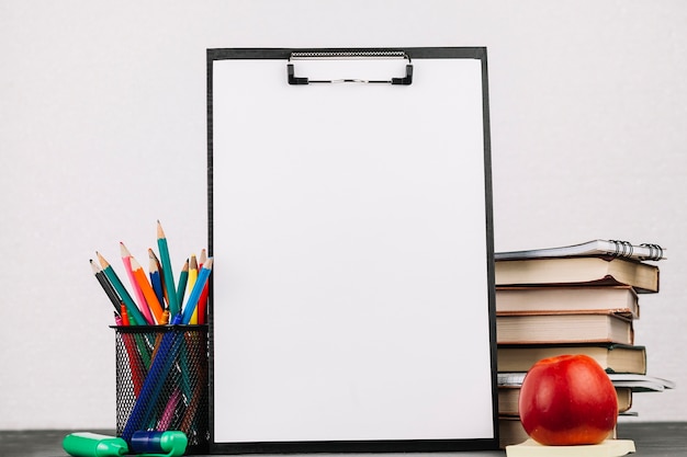 乒乓球球在对面可以触桌几次