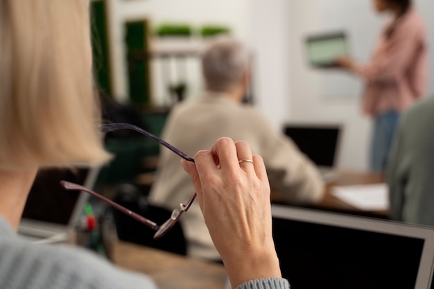 乒乓球比赛过程精彩描写