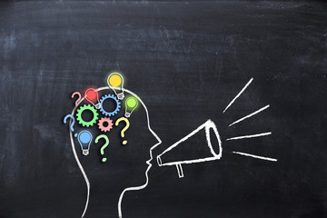 乒乓球球在对面可以触桌几次